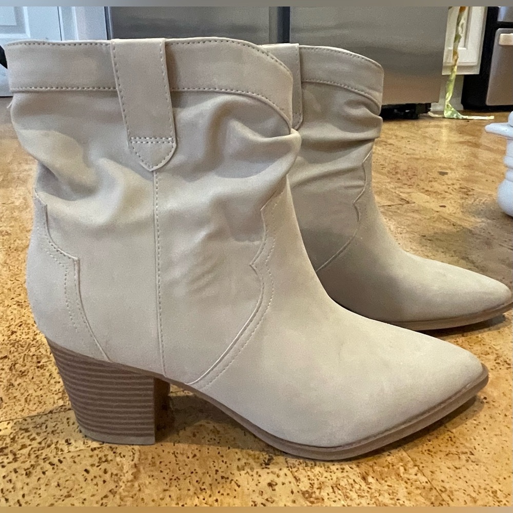 Time and Tru Women's Western Slouch Boot New Size 11